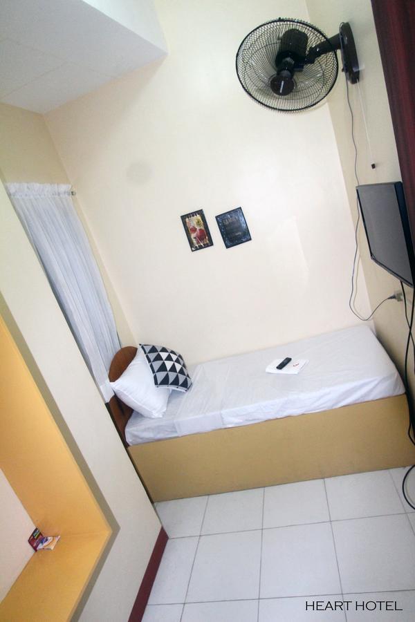 Heart Hotel And Services Dumaguete City Экстерьер фото