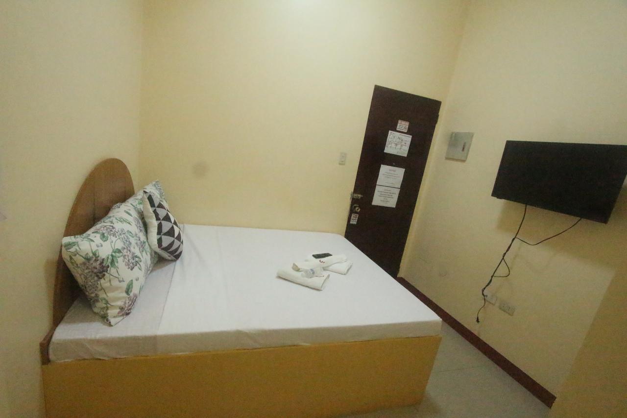 Heart Hotel And Services Dumaguete City Экстерьер фото